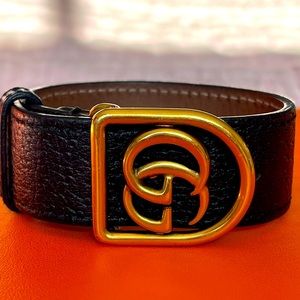 GUCCI Bracelet in leather with double G